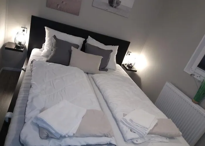 / / Am See, Holland, Niederlande, * Lathum